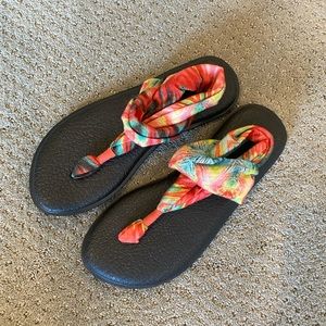 Sanuk sandals